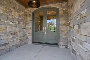 18 Chimneyridge Dr, Loveland, OH 45140 - Photo 5