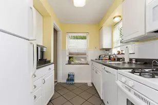 6148 Cambridge Ave, Cincinnati, OH 45230 - Photo 9
