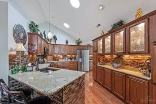 1434 Cotswold Ln, Hamilton, OH 45013 - Photo 3