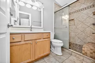 5986 Meadow Creek Dr, Miami Township, OH 45150 - Photo 13