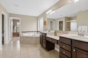 6867 Roberts Park Dr, Deerfield Township, OH 45040 - Photo 25