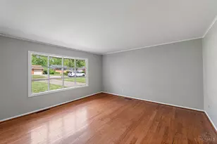 10643 Morning Glory Ln, Springfield Township, OH 45240 - Photo 7
