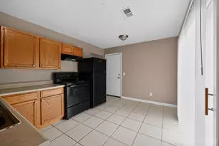 1331 Meredith Dr, Springfield Township, OH 45231 - Photo 13