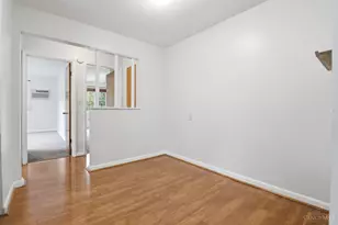 6237 Benneville St, Cincinnati, OH 45230 - Photo 9