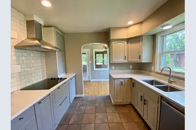 8525 Camargo Road, Indian Hill, OH 45243 - Photo 19