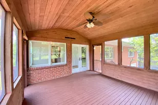 8525 Camargo Rd, Indian Hill, OH 45243 - Photo 23