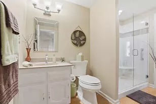 10857 Lake Thames Dr, Sycamore Township, OH 45242 - Photo 21