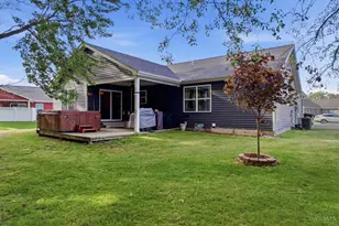 102 Kayleigh Dr, Sterling Township, OH 45154 - Photo 7
