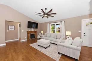 102 Kayleigh Dr, Sterling Township, OH 45154 - Photo 15