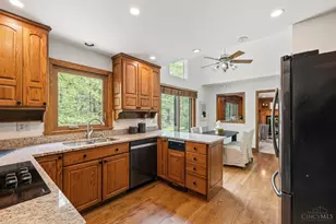 2716 Christopher Ln, Stonelick Township, OH 45103 - Photo 9