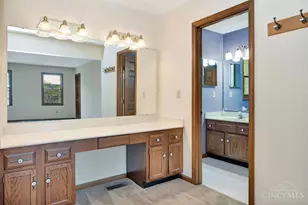 6895 Driftwood Ln, West Chester, OH 45241 - Photo 17