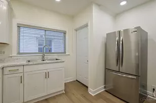 2956 Henshaw Ave, Cincinnati, OH 45225 - Photo 15