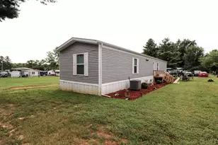 11515 Dundee Dr, Paint Township, OH 45133 - Photo 5