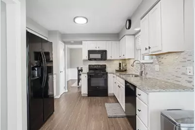 5318 Chatelaine Court, Green Township, OH 45247 - Photo 7