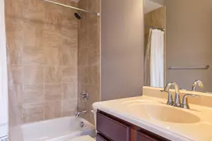 7953 Huntersknoll Ct, Montgomery, OH 45242 - Photo 25