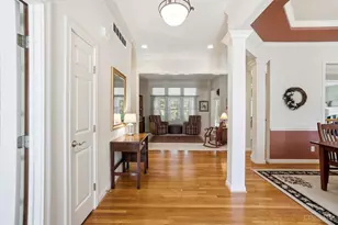 8072 Carnaby Ln, Sycamore Township, OH 45249 - Photo 5