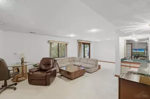 5271 Pros Dr, West Chester, OH 45069 - Photo 9