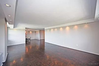 2444 Madison Road #1410, Cincinnati, OH 45208 - Photo 5