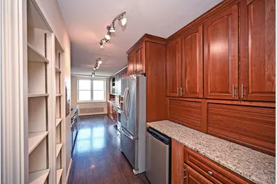 2444 Madison Road #1410, Cincinnati, OH 45208 - Photo 13