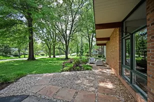 536 Laramie Trail, Wyoming, OH 45215 - Photo 5