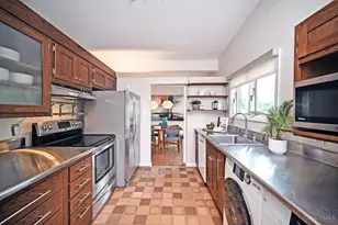 536 Laramie Trail, Wyoming, OH 45215 - Photo 21