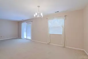 8790 Carrousel Park Cir, Colerain Township, OH 45251 - Photo 9