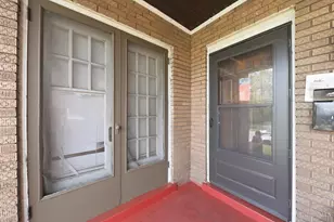 643 Glenwood Ave, Cincinnati, OH 45229 - Photo 3