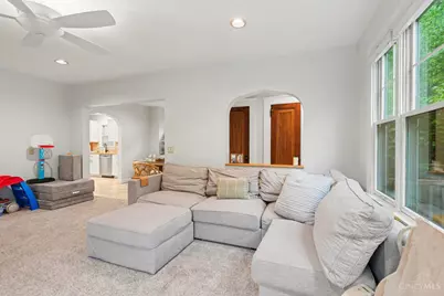 1241 Paddock Hills Avenue, Cincinnati, OH 45229 - Photo 15