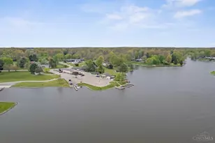 922 Lorelei Dr, Perry Township, OH 45118 - Photo 25