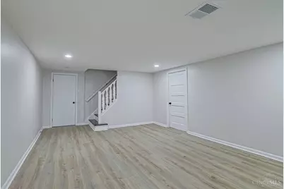 5829 Pandora Avenue, Cincinnati, OH 45213 - Photo 31