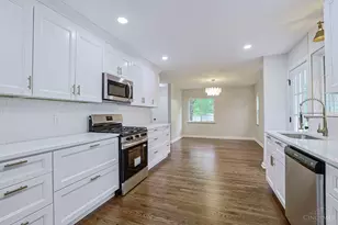 5829 Pandora Ave, Cincinnati, OH 45213 - Photo 15
