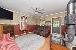 509 Sycamore St, Lynchburg, OH 45142 - Photo 3
