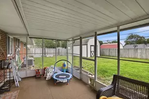 6136 Old Troy Pike, Huber Heights, OH 45424 - Photo 25