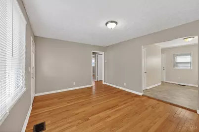 1923 Ashbrook Drive, Cincinnati, OH 45238 - Photo 17