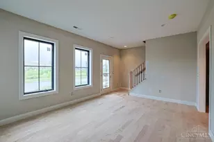4236 Parkview Dr, Blue Ash, OH 45242 - Photo 5