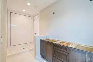 4236 Parkview Dr, Blue Ash, OH 45242 - Photo 15