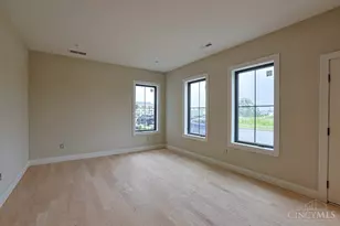 4236 Parkview Dr, Blue Ash, OH 45242 - Photo 3