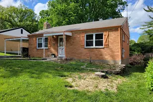 306 Forestwood Dr, Springfield Township, OH 45216 - Photo 1