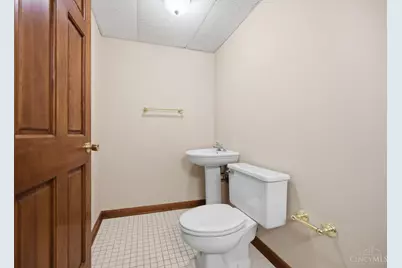 348 Oakwood Park Drive, Delhi Township, OH 45238 - Photo 31