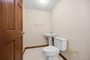 348 Oakwood Park Dr, Delhi Township, OH 45238 - Photo 31