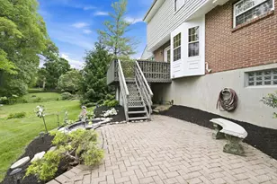 348 Oakwood Park Dr, Delhi Township, OH 45238 - Photo 33