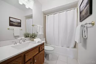 348 Oakwood Park Dr, Delhi Township, OH 45238 - Photo 27