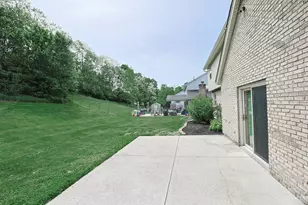4388 Simca Ln, Green Township, OH 45211 - Photo 37