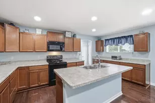 5230 Crested Owl Ct, Hamilton Township, OH 45152 - Photo 15