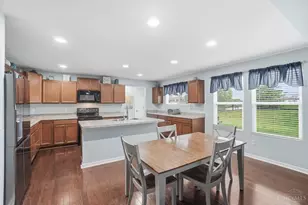 5230 Crested Owl Ct, Hamilton Township, OH 45152 - Photo 11