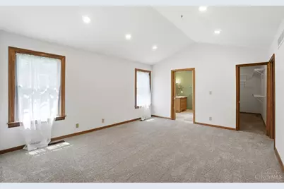 8082 Kingfisher Lane, West Chester, OH 45069 - Photo 13