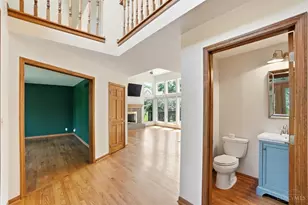 8082 Kingfisher Ln, West Chester, OH 45069 - Photo 37