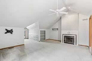 8082 Kingfisher Ln, West Chester, OH 45069 - Photo 15