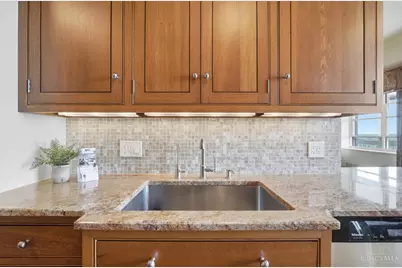 2444 Madison Road #2002, Cincinnati, OH 45208 - Photo 23