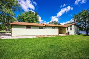 190 Lakengren Dr, Lake Lakengren, OH 45320 - Photo 5